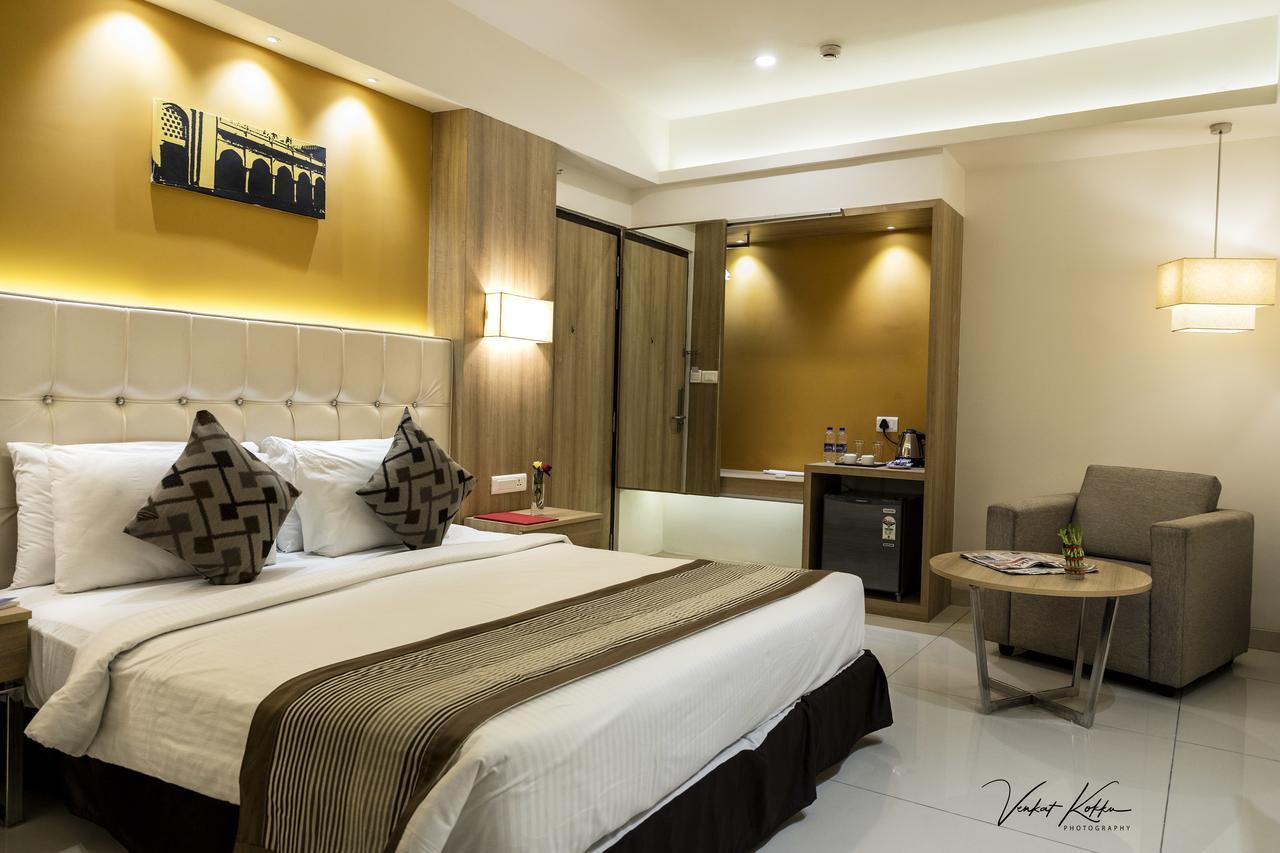 Hotel Citycentral วิเจยาวารา ภายนอก รูปภาพ